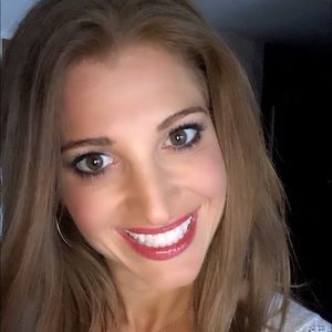 Meet your Posher, Marci